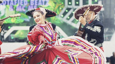 Inca dansers voor parades